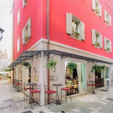 Marmont Heritage Hotel